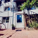 The Vinegarden With Private Terrace And Iconic Fortress Views & Old Town Charm *