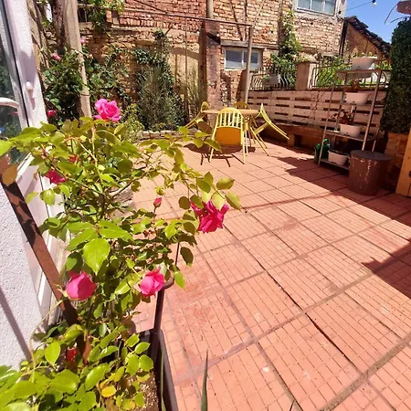 The Vinegarden With Private Terrace And Iconic Fortress Views & Old Town Charm Veliko Tarnovo